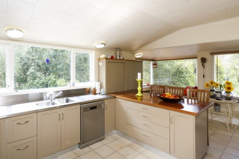 Photo of property in 1230 Colyton Road, Ashhurst, Palmerston North, 4470