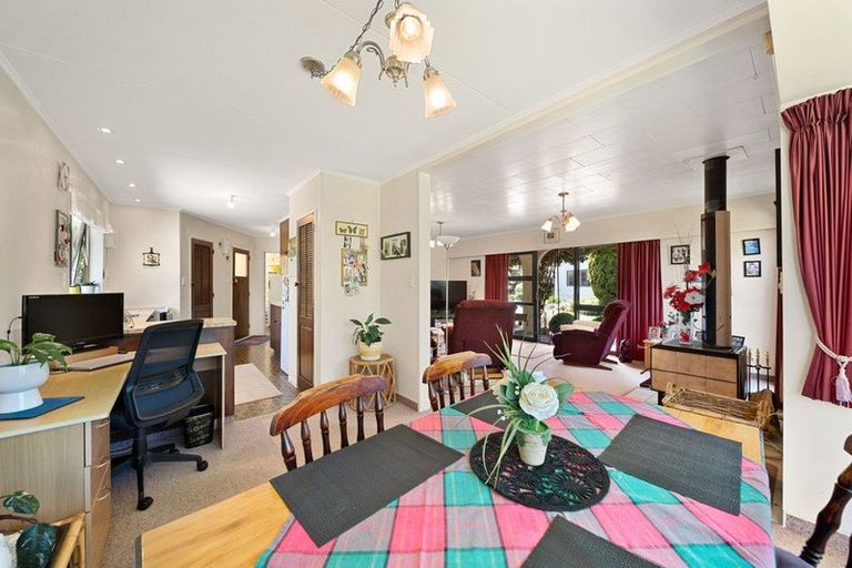 Photo of property in 20-22 King Street, Carterton, 5713