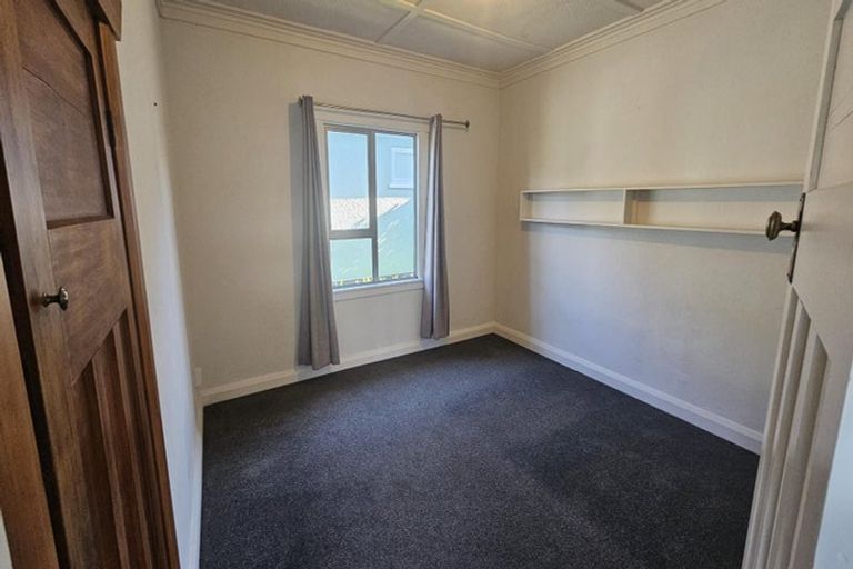 Photo of property in 7 French Street, Moturoa, New Plymouth, 4310