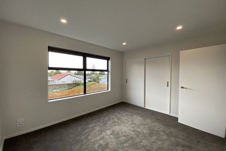 Photo of property in 6/66 Metcalfe Road, Ranui, Auckland, 0612