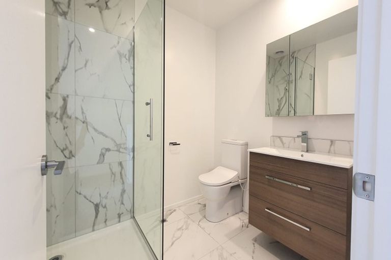 Photo of property in 23 Hargest Crescent, Saint Kilda, Dunedin, 9012