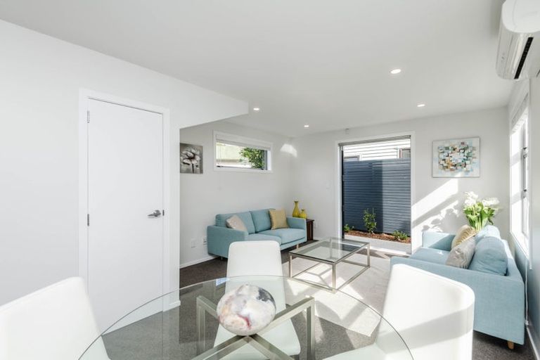 Photo of property in 24b Main Road, Titahi Bay, Porirua, 5022
