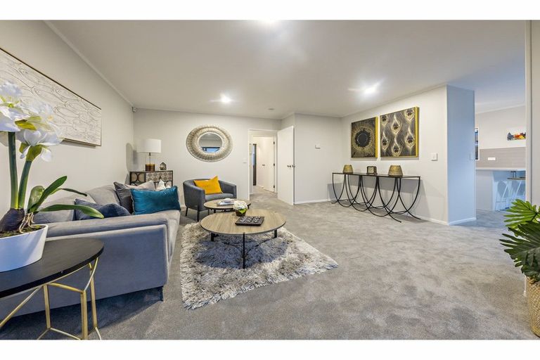 Photo of property in 3/22 Swaffield Road, Papatoetoe, Auckland, 2025