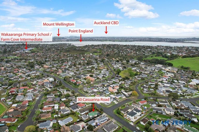 Photo of property in 30 Casuarina Road, Half Moon Bay, Auckland, 2012
