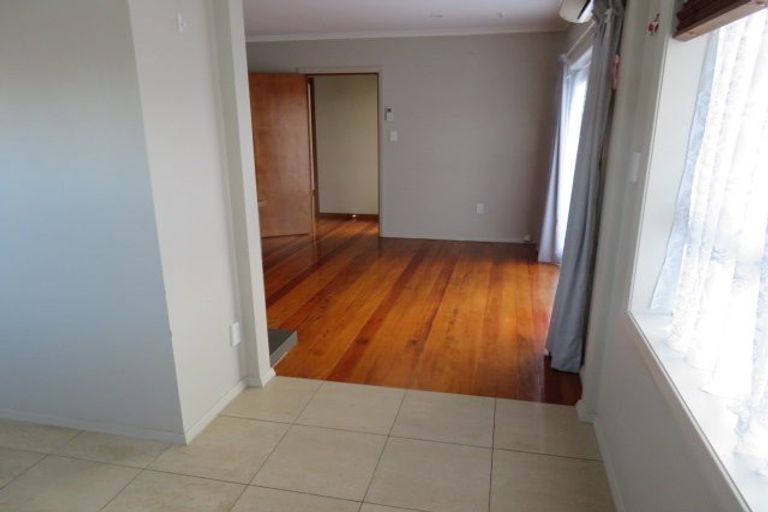 Photo of property in 58 Alma Crescent, Papakura, 2110