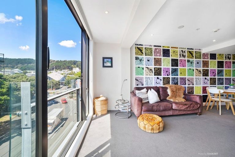 Photo of property in Nouvo Apartments, 4a/21 Rugby Street, Mount Cook, Wellington, 6021