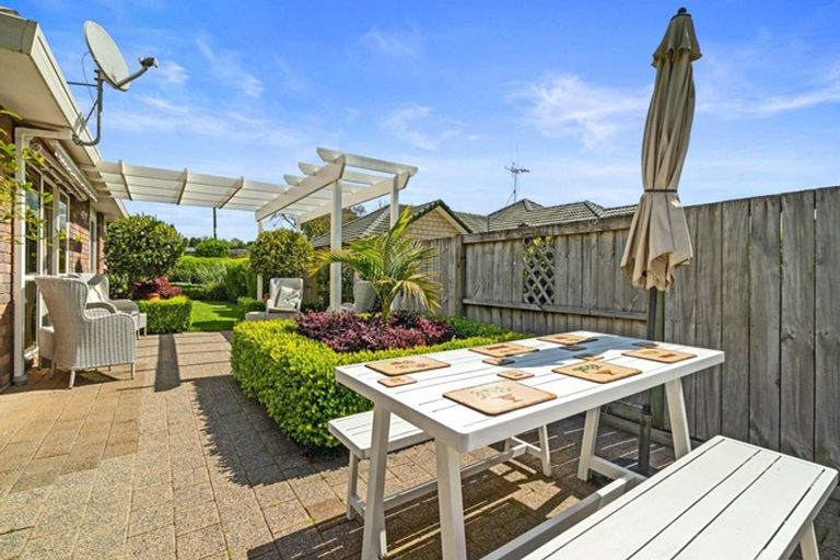 Photo of property in 16 Hidcote Place, Bethlehem, Tauranga, 3110