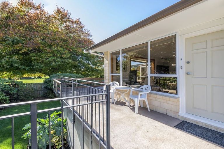 Photo of property in 2/20 Gunns Crescent, Cashmere, Christchurch, 8022