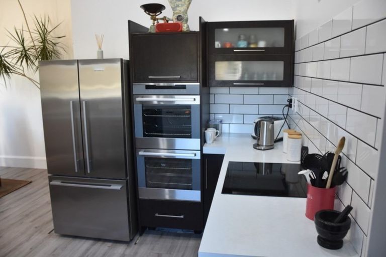 Photo of property in 66 Stout Street, Shannon, 4821