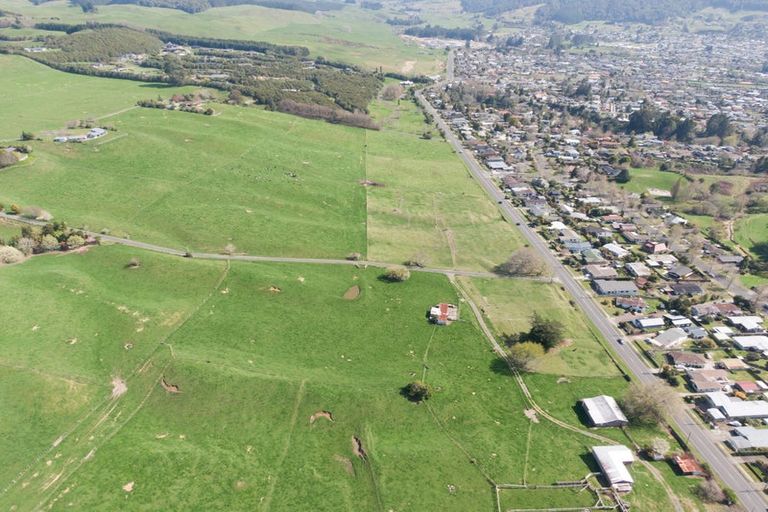Photo of property in 387 Pukehangi Road, Sunnybrook, Rotorua, 3015