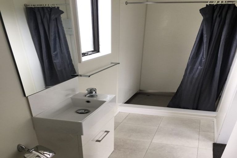 Photo of property in 11 Forbes Road, Favona, Auckland, 2024