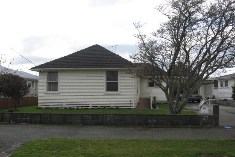 Photo of property in 17 Surrey Street, Solway, Masterton, 5810