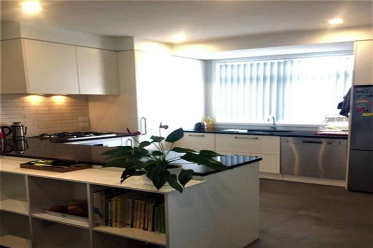 Photo of property in 4 Glide Lane, Whitby, Porirua, 5024