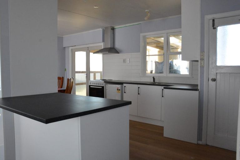 Photo of property in 17 Tuke Street, Normanby, Hawera, 4614