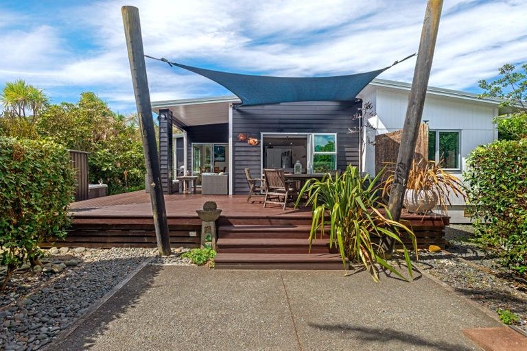 Photo of property in 122 Fortescue Street, Mahia, Nuhaka, 4198