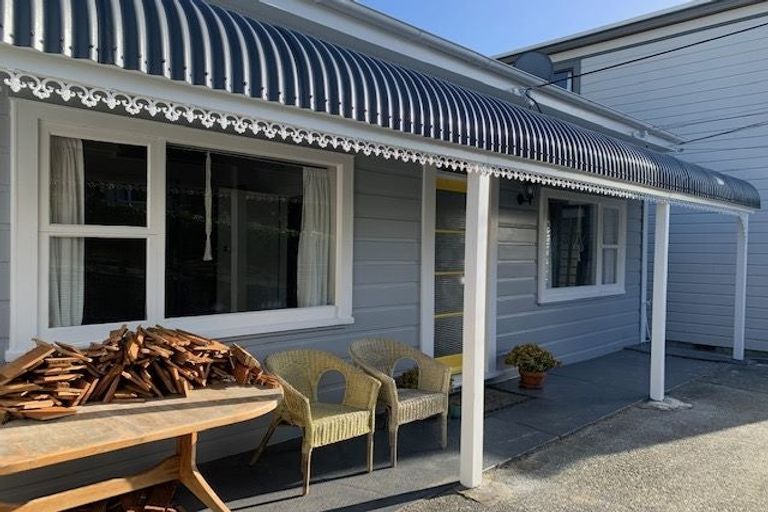 Photo of property in 26 Tanera Crescent, Brooklyn, Wellington, 6021