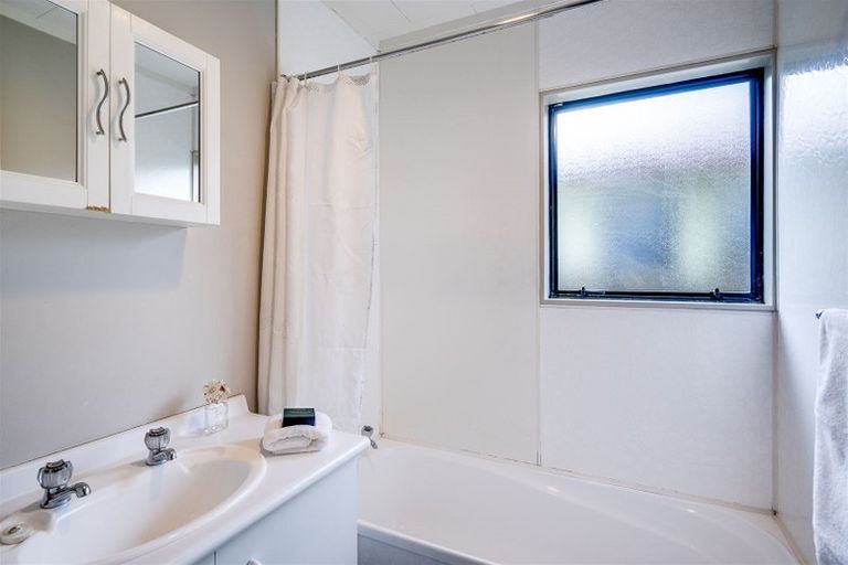 Photo of property in 1/90 Nuffield Avenue, Marewa, Napier, 4110