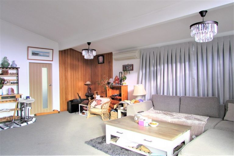 Photo of property in 16 Mission Street, Waterloo, Lower Hutt, 5011