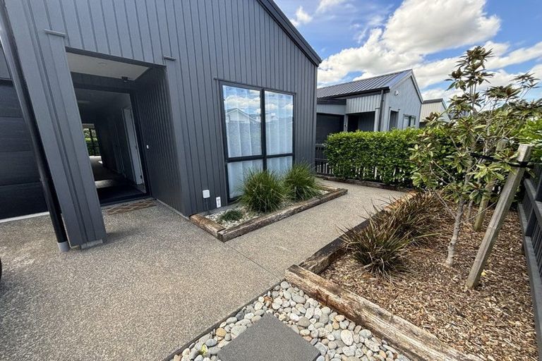 Photo of property in 6 Paddock Lane, Pukekohe, 2120
