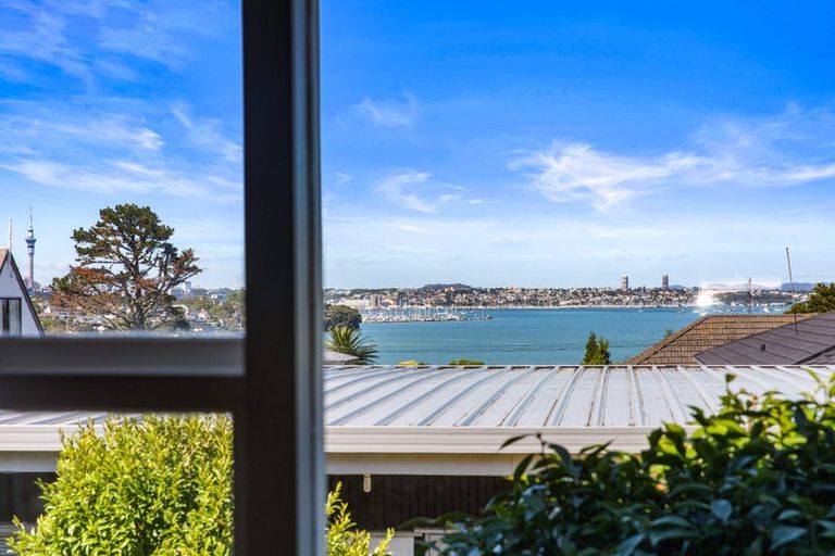 Photo of property in 2/84 Jutland Road, Hauraki, Auckland, 0622