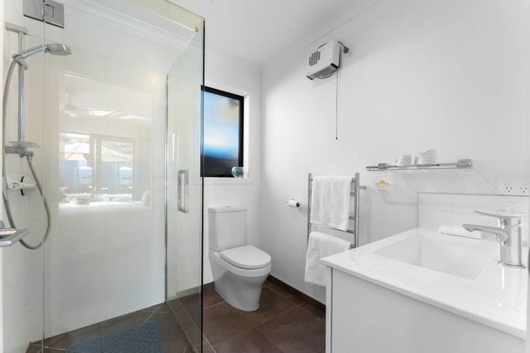 Photo of property in 52 Arabella Lane, Snells Beach, 0920
