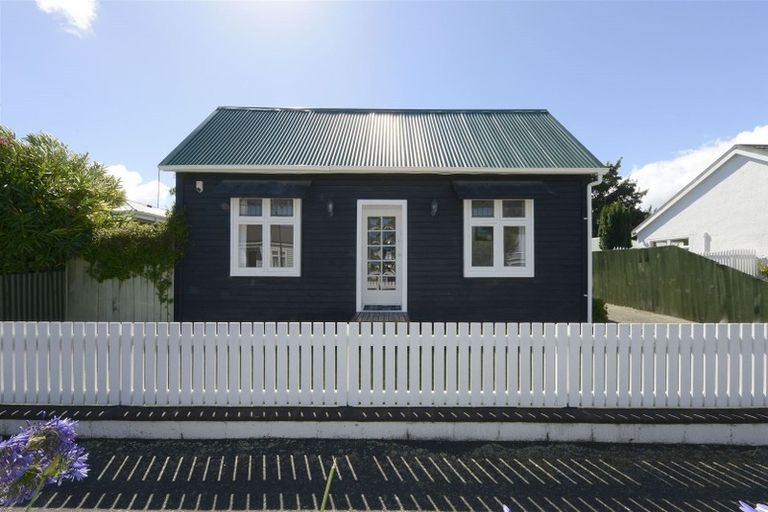 Photo of property in 10 Scott Street, Sydenham, Christchurch, 8023