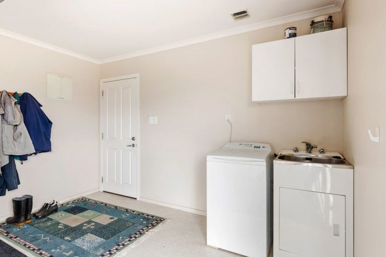 Photo of property in 9c Wilton Street, Westown, New Plymouth, 4310