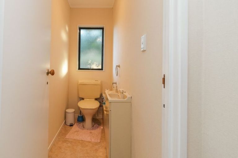 Photo of property in 11 Chiania Place, Somerville, Auckland, 2014