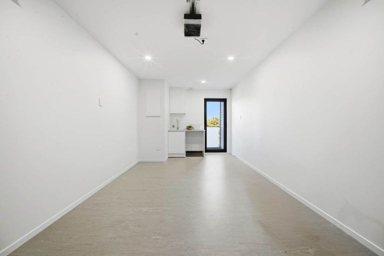 Photo of property in 33 Scott Road, Hobsonville, Auckland, 0616