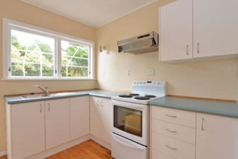 Photo of property in 9 Mariana Place, Glen Eden, Auckland, 0602