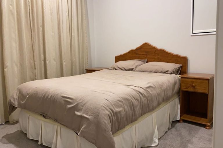 Photo of property in 19 Golden Avenue, Flat Bush, Auckland, 2019