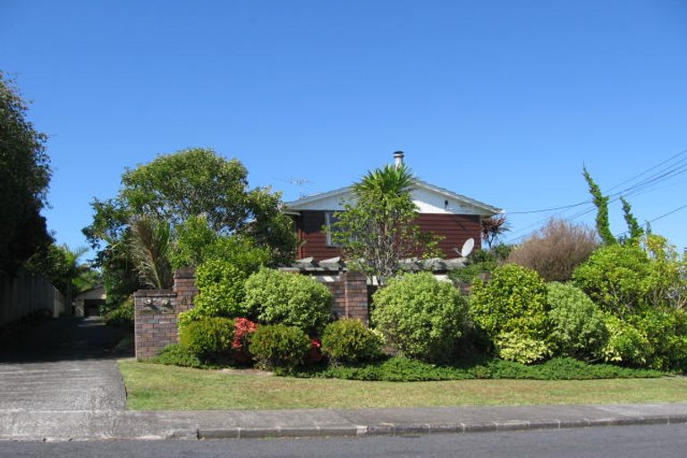 Photo of property in 2/41 Watea Road, Torbay, Auckland, 0630