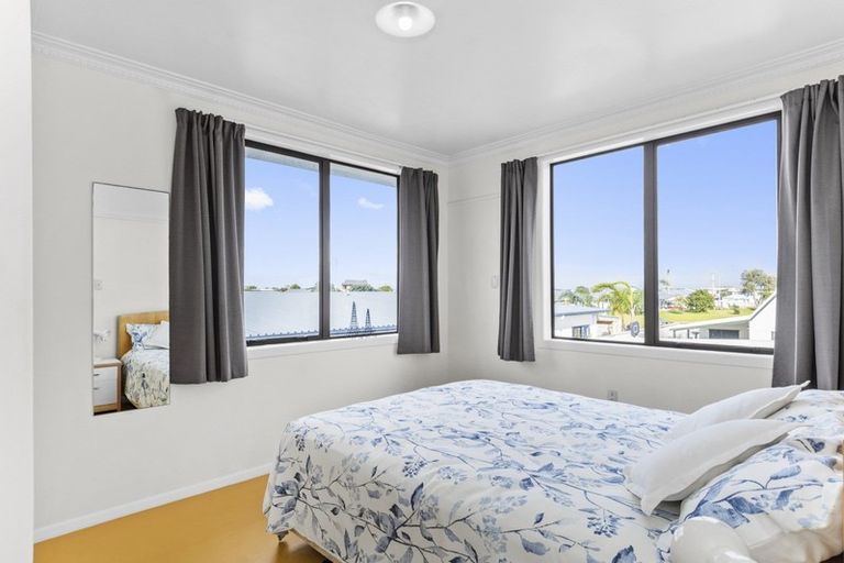 Photo of property in 884a Papamoa Beach Road, Papamoa Beach, Papamoa, 3118