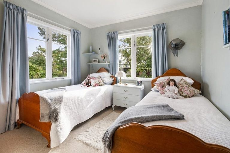 Photo of property in 5 Epsom Road, Hokowhitu, Palmerston North, 4410