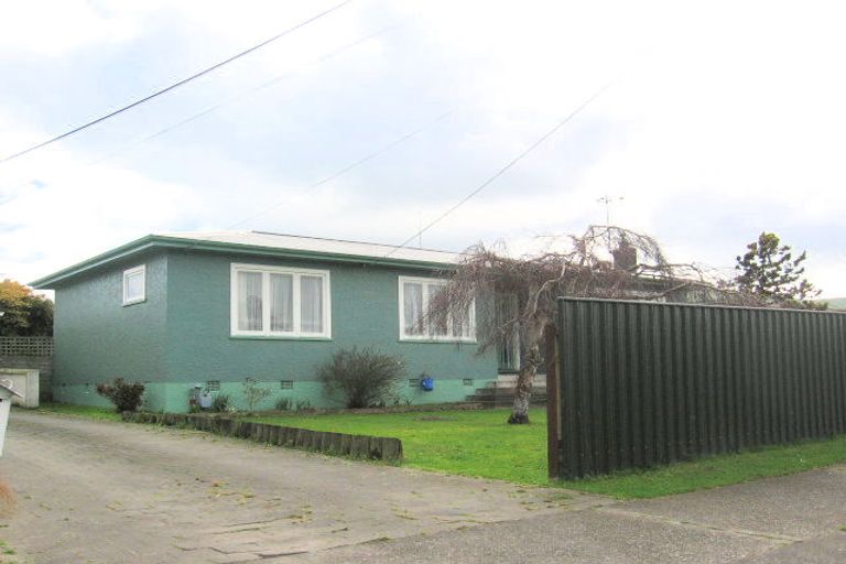 Photo of property in 30 Andrew Street, Feilding, 4702