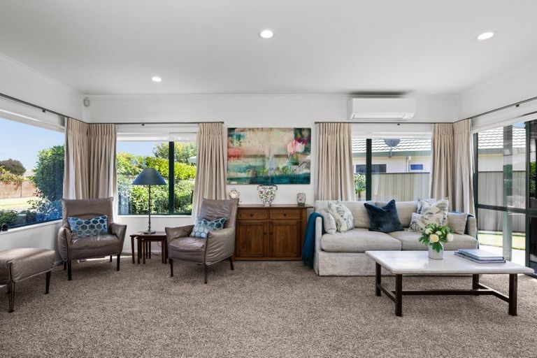 Photo of property in 4 Aintree Place, Taradale, Napier, 4112