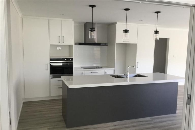 Photo of property in 84 Penetaka Heights, Pyes Pa, Tauranga, 3112