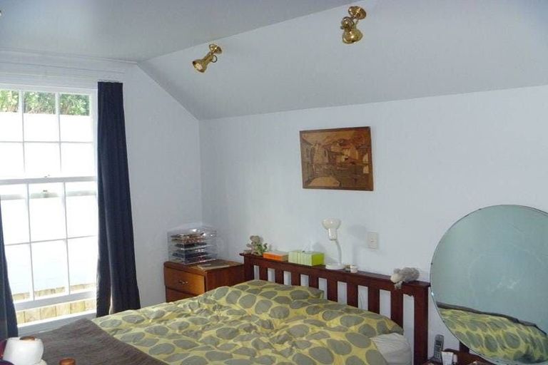 Photo of property in 8b Somerset Avenue, Newtown, Wellington, 6021