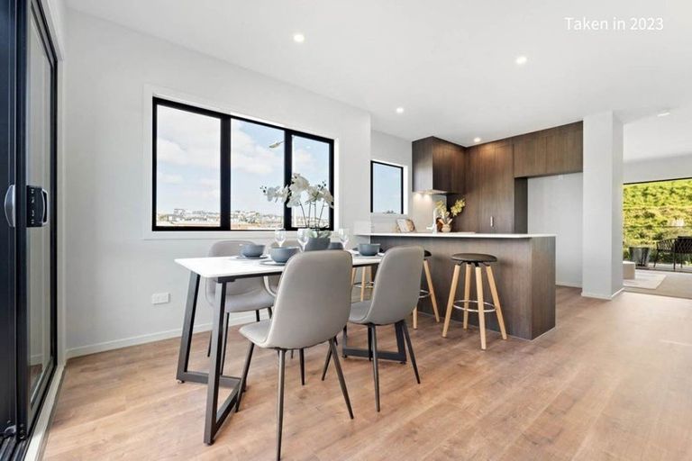 Photo of property in 12a Tikati Rise, Long Bay, Auckland, 0630