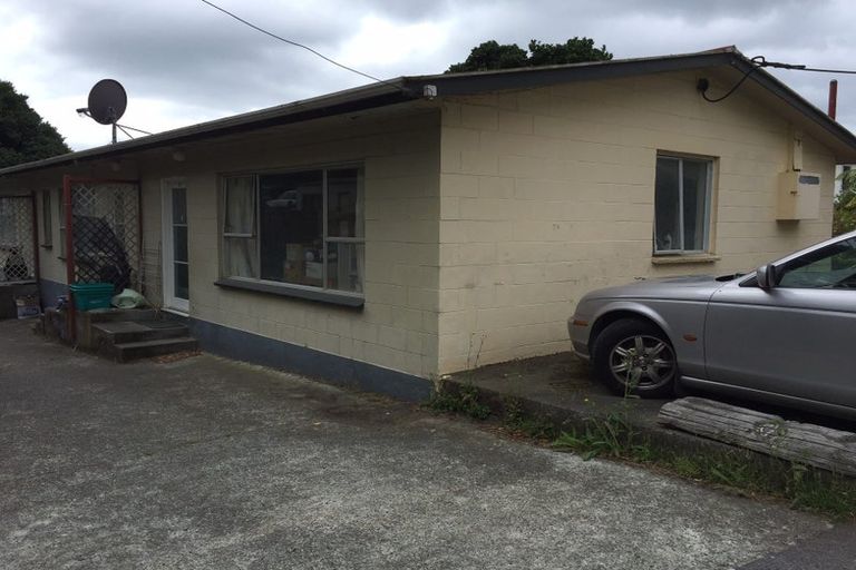 Photo of property in 31 Brixham Way, Newtown, Wellington, 6021