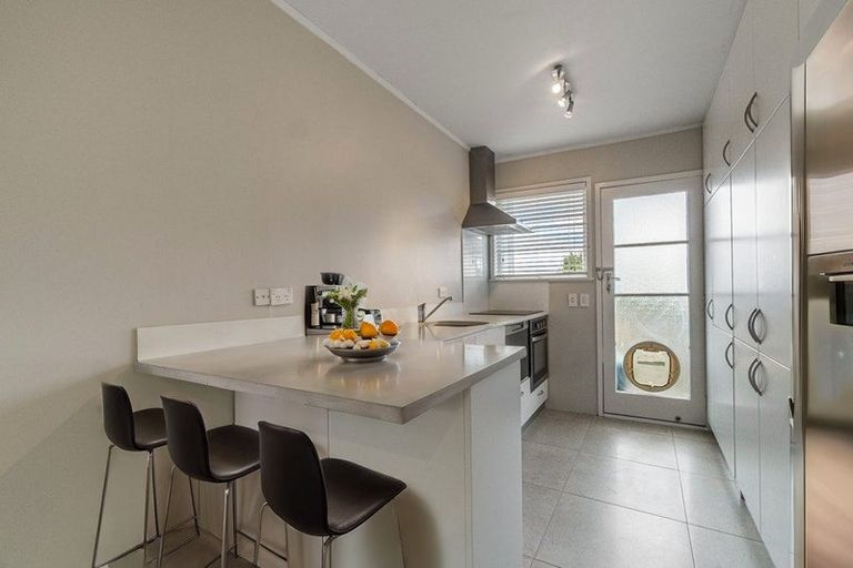 Photo of property in 5/77 Wellington Street, Howick, Auckland, 2014