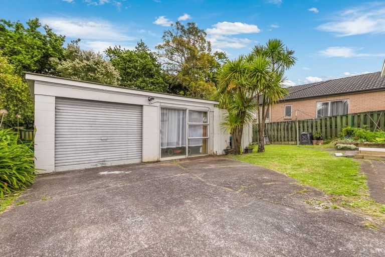 Photo of property in 54 Titoki Street, Te Atatu Peninsula, Auckland, 0610