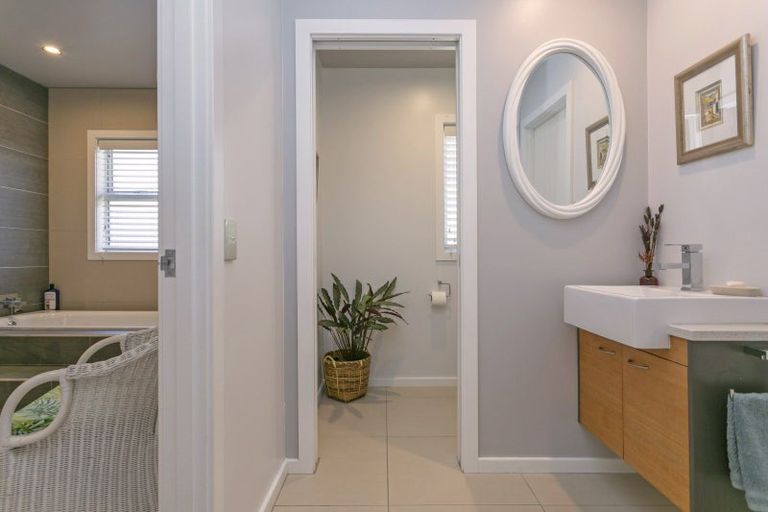 Photo of property in 11 Pukeko Way, Kinloch, Taupo, 3377