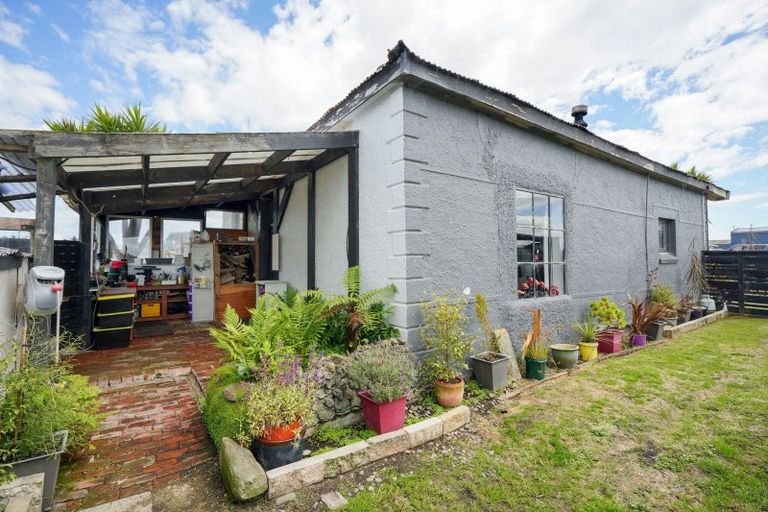Photo of property in 213 Liddel Street, West Invercargill, Invercargill, 9810