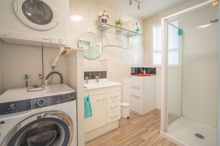 Photo of property in 2/458 Barbadoes Street, Edgeware, Christchurch, 8013