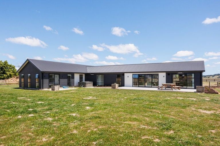 Photo of property in 158 Pharazyn Road, Feilding, 4777