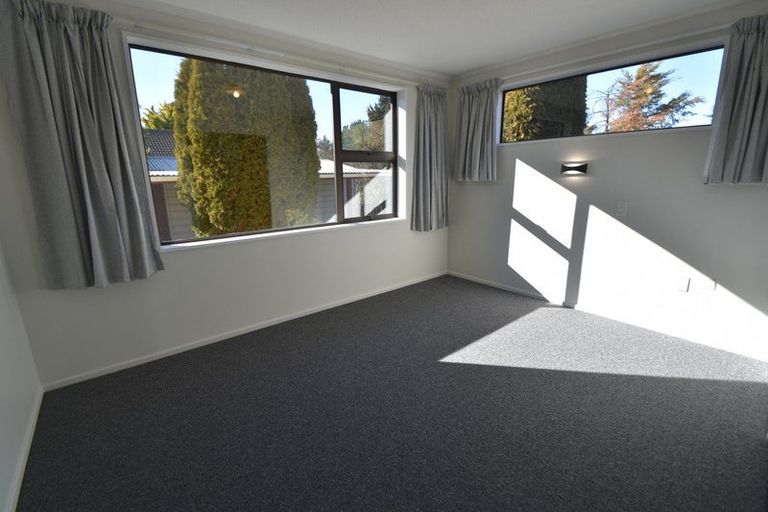 Photo of property in 47 Black Peak Road, Omarama, 9412