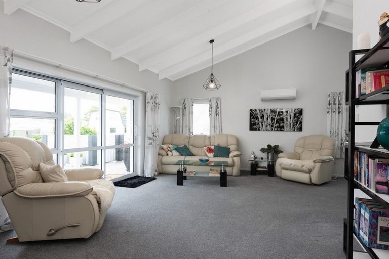 Photo of property in 18 Shirtliff Street, Riversdale, Blenheim, 7201