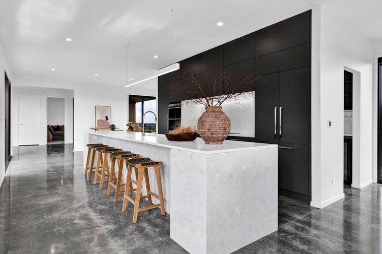 Photo of property in 29 Washer Road, Omata, New Plymouth, 4374