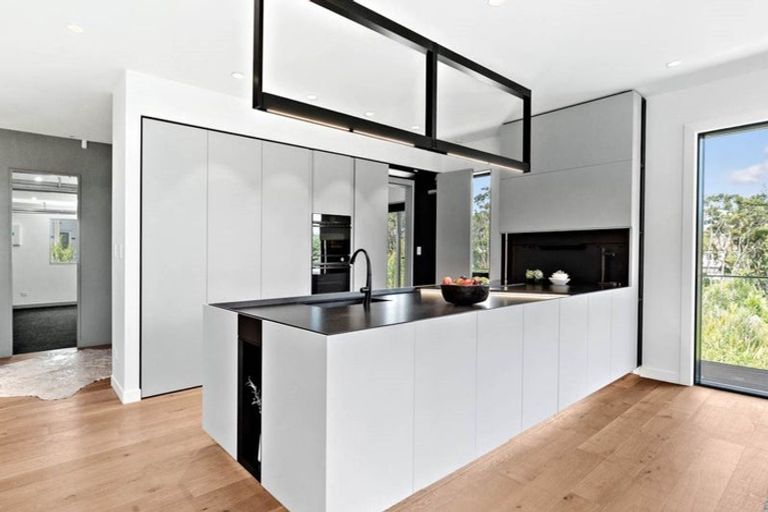 Photo of property in 5 Third Fairway Place, Albany, Auckland, 0632